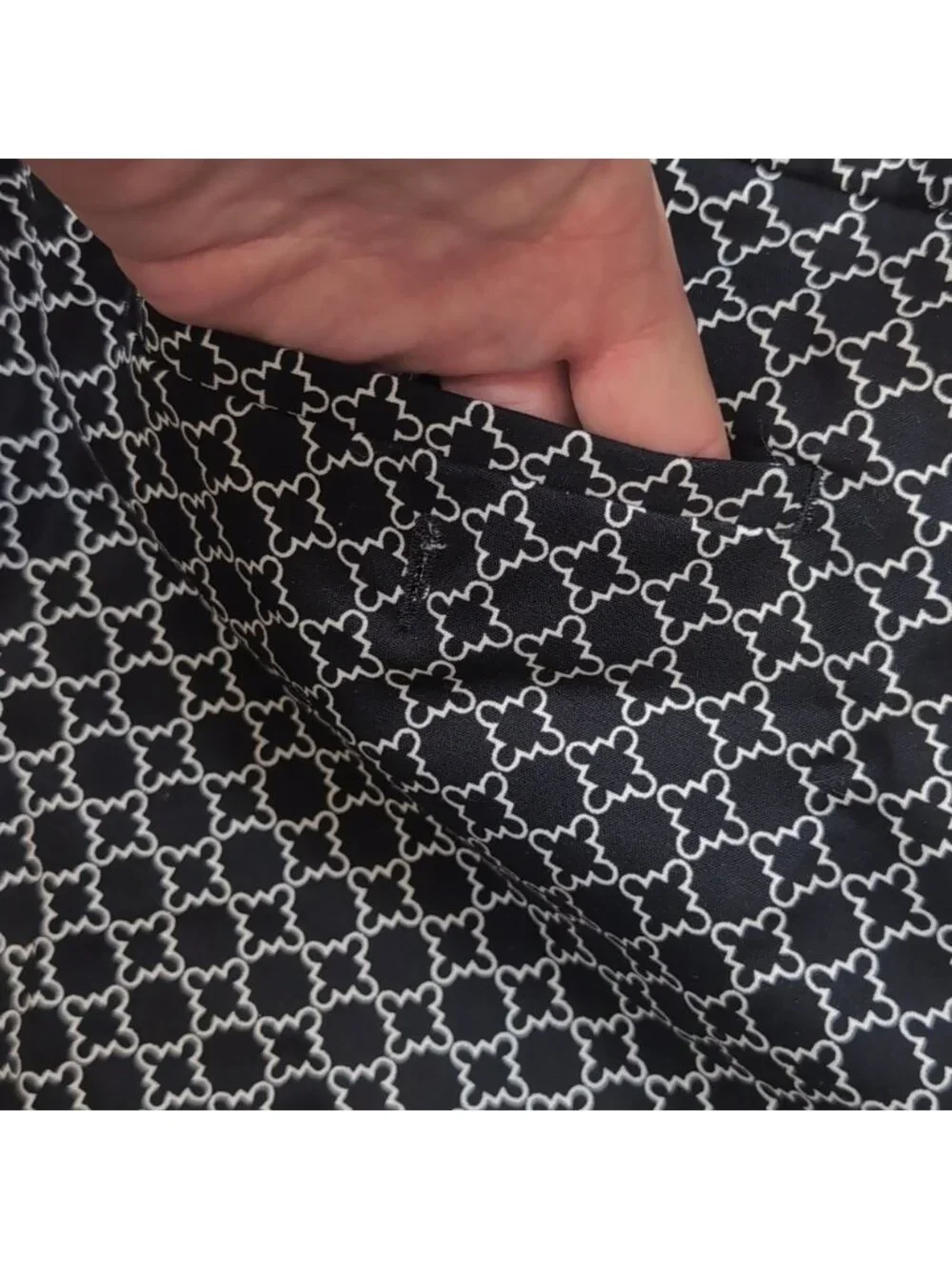 💠 Dalia Capri Trousers Womens Size 10 Black White Geometric Print Pants